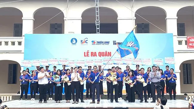 Hơn 18.000 lượt sinh viên tình nguyện hỗ trợ tiếp sức mùa thi 2022