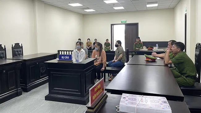 4 đối tượng buôn bán, vận chuyển vảy tê tê lãnh án 18 năm tù