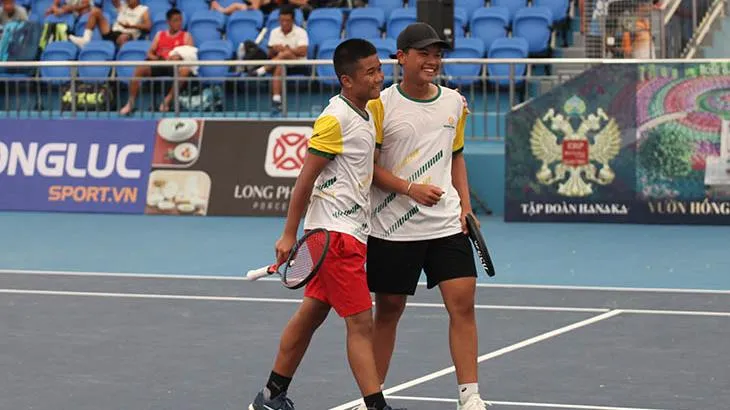 Tin tennis 27/7: TPHCM lập hat-trick vô địch VTF Junior Tour 1