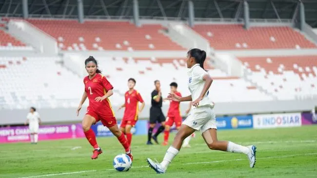 Bóng đá Việt Nam 30/7: U18 nữ Việt Nam gặp Myanmar tại bán kết