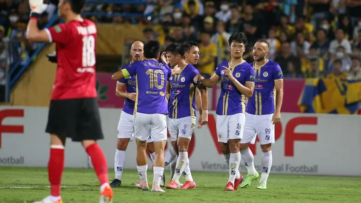 V-League 2022: Hà Nội FC độc chiếm ngôi đầu BXH