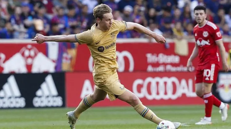 Tin tức MU 1/8: Quyết chơi lớn vụ Frenkie de Jong