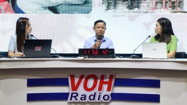 Trung tâm truyền thông Quảng Ninh gây ấn tượng với Chuyển động Đông Bắc