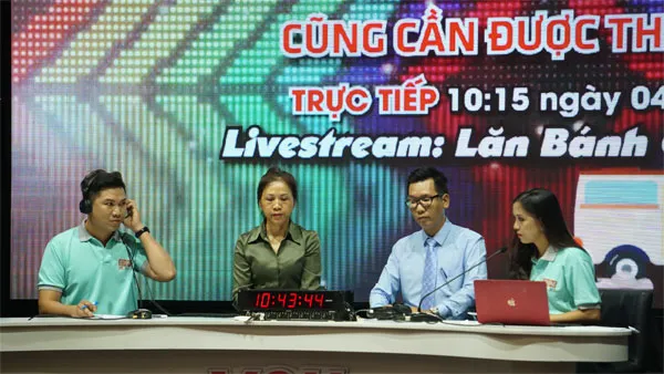 Phát thanh trực tiếp: Sự kết hợp sáng tạo giữa phát thanh và truyền hình