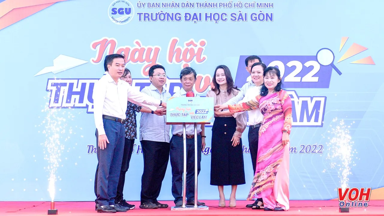 Sinh viên Đại học Sài Gòn với Ngày hội Thực tập và Việc làm 2022