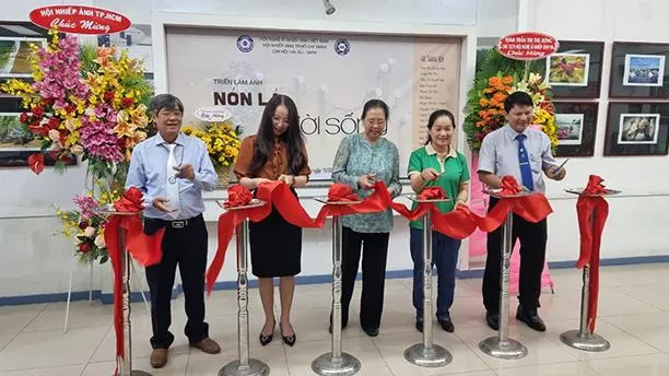 Triển lãm ảnh Nón lá trong đời sống