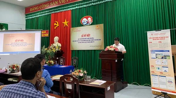 Đẩy mạnh tuyên truyền, phổ biến sách lý luận chính trị