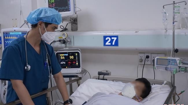 Vụ ngộ độc rượu 2 người tử vong: 5 trường hợp đang điều trị ở BVND Gia Định