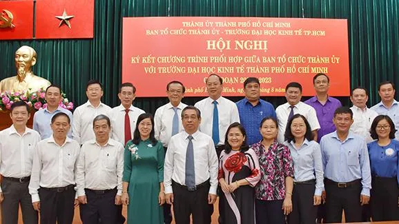 Phối hợp đào tạo nâng cao chất lượng nguồn nhân lực trong khu vực công