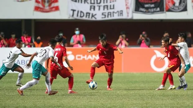 U16 Đông Nam Á 2022: Thua tối thiểu Indoneisa, Việt Nam giành HCB