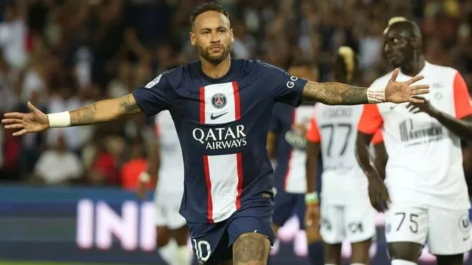 Tin tức bóng đá hôm nay: Neymar công khai đối đầu Mbappe