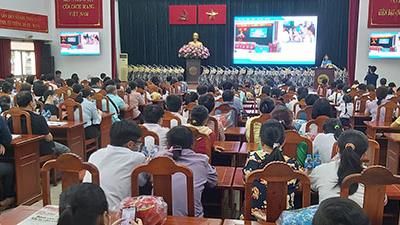 Quận 5: 30 năm, gần 13 tỷ đồng cho chương trình trao tặng học bổng Nguyễn Đức Cảnh