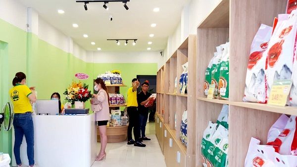 “Vua gạo” ra mắt showroom đầu tiên tại TPHCM