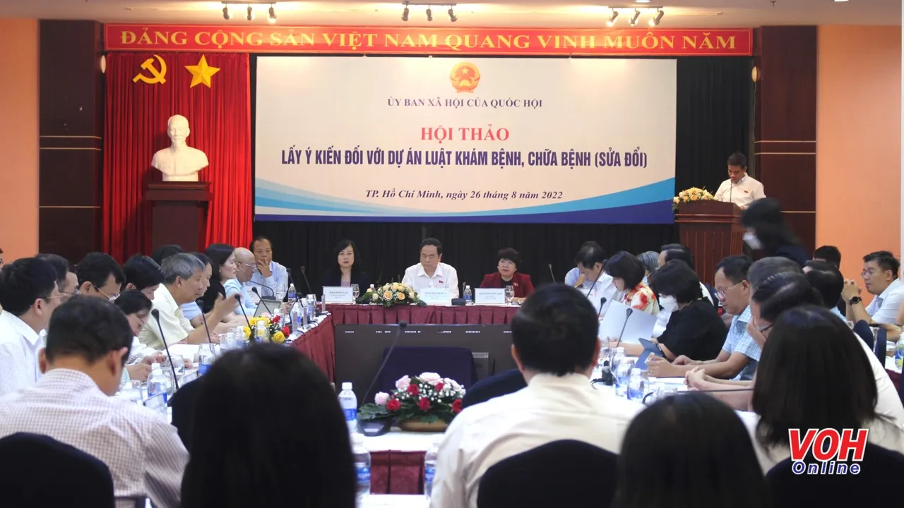 Cần thành lập nghiệp đoàn y tế để bảo vệ quyền lợi bác sĩ