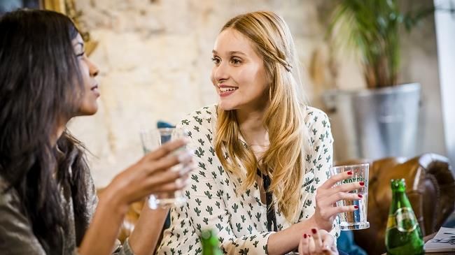Trải nghiệm mùa Hè đậm chất nước Pháp cùng nước khoáng có gas thiên nhiên Perrier