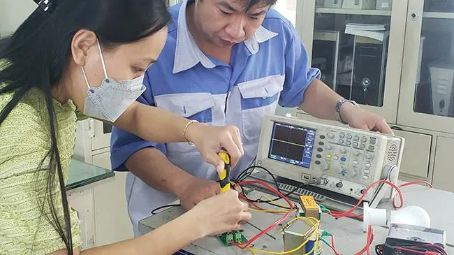 Hội thi “Bàn Tay Vàng ngành điện tử công nghiệp” cấp thành phố