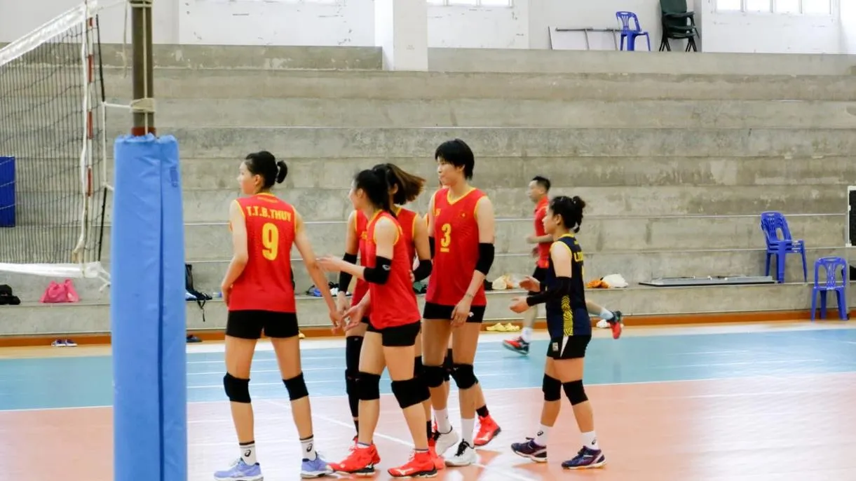 Thể thao Việt Nam: Bóng chuyền nữ Việt Nam thắng Thái Lan