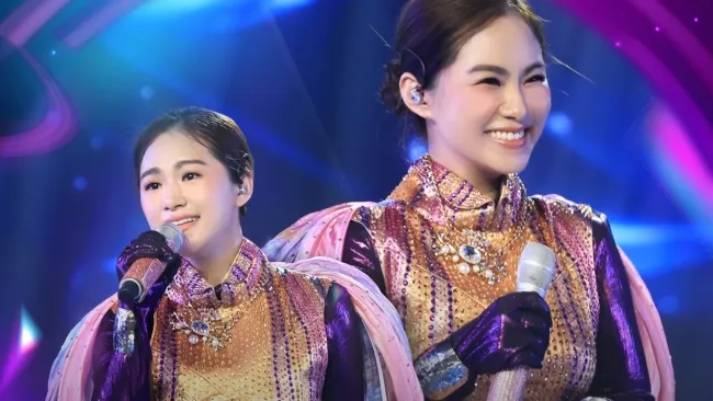 Sau màn lộ diện gây sốt tại Ca Sĩ Mặt Nạ, Lương Bích Hữu tiết lộ gì?
