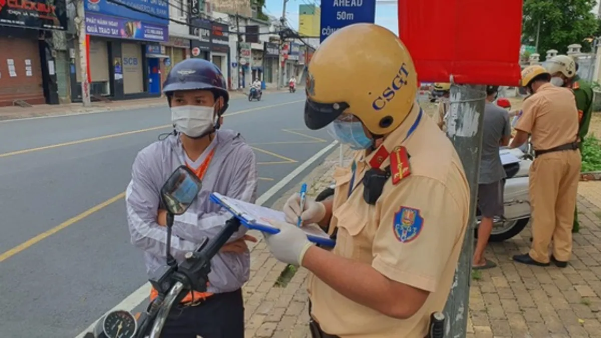 Cao điểm kiểm tra, xử lý vi phạm giao thông: 15 ngày, tước 5.685 giấy phép lái xe