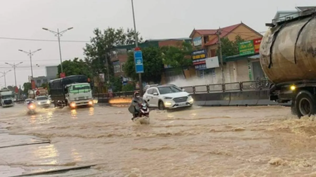 Thủ tướng chỉ đạo chủ động ứng phó, khắc phục hậu quả mưa lũ