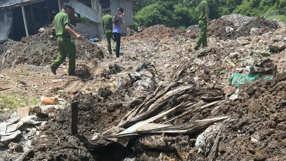 Tin nóng sáng 14/9: Phát hiện chôn lấp chất thải trái phép tại Bình Dương