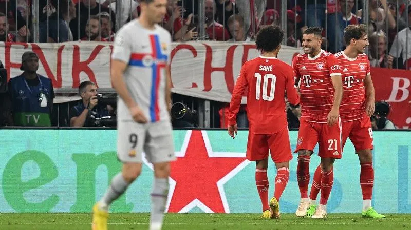 Kết quả Cup C1 hôm nay: Bayern hạ Barca 2 bàn trong 4 phút