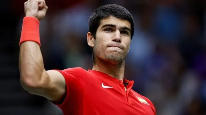 Tin tennis: Alcaraz đưa TBN vào tứ kết Davis Cup 2022