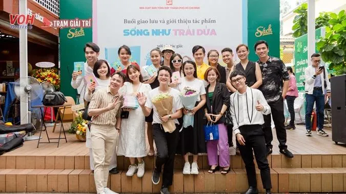 Sống như trái dứa - Sự kết hợp “độc bản” của Nhà văn Đặng Thiên Phong cùng CEO Hana Ngô