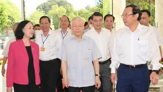 Tổng Bí thư Nguyễn Phú Trọng thăm và làm việc với Thành ủy TPHCM