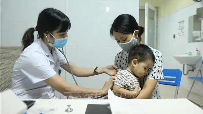 Tin nóng trưa 24/9: Bệnh nhi mắc Adenovirus gia tăng, bộ y tế họp khẩn về giải pháp điều trị