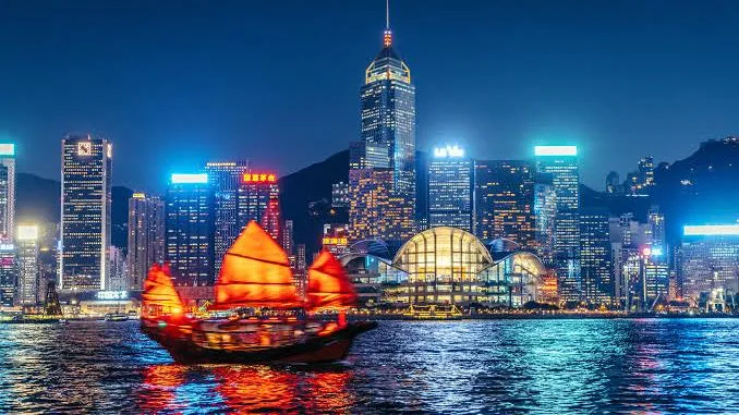 Hong Kong tung nửa triệu vé máy bay miễn phí thu hút khách du lịch