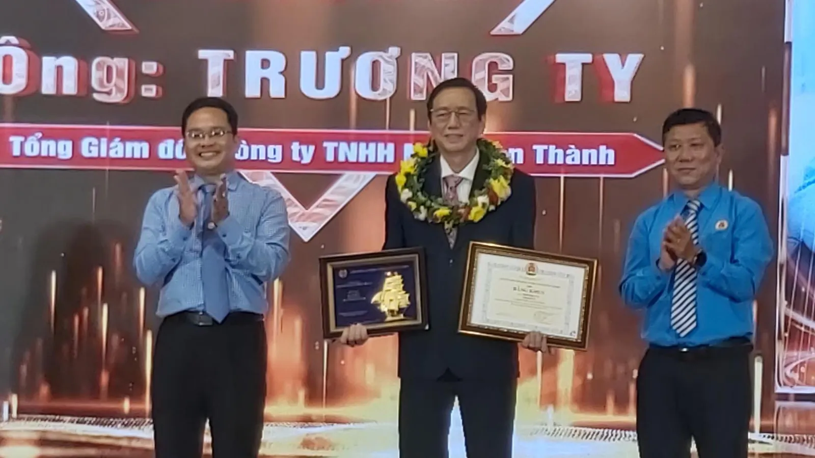 TPHCM vinh danh 22 chủ doanh nghiệp tiêu biểu trong việc chăm lo, hỗ trợ cho đời sống công nhân