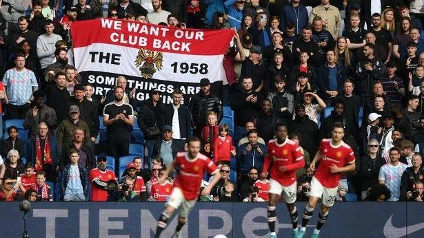 Tin tức MU: Man Utd bị giảm số lượng CĐV ở trận gặp Chelsea