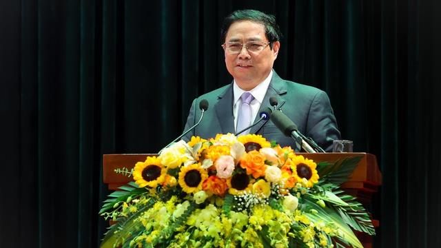 Thủ tướng: Tỷ lệ người sử dụng dịch vụ công trực tuyến chưa nhiều
