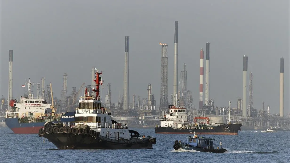 Các nước châu Á nhập khẩu, phân phối xăng dầu như thế nào?