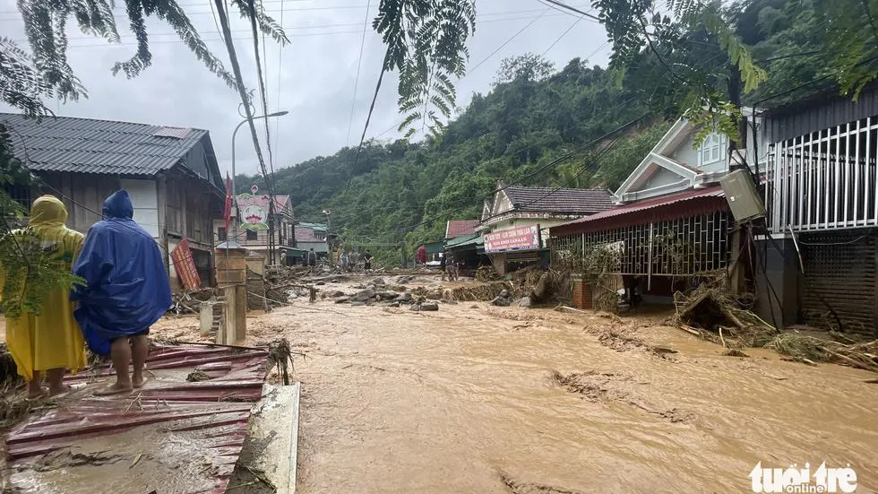 Dự báo thời tiết ngày mai (13/10): Bình Định đến Khánh Hòa có nguy cơ lũ quét, sạt lở đất