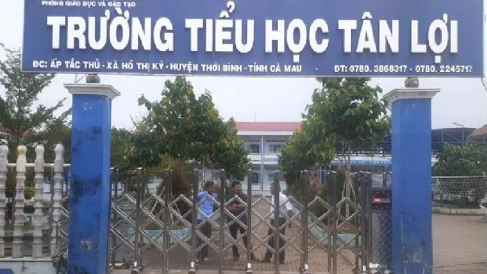 Một trường học ở Cà Mau trả lại hơn 280 triệu đồng tiền thu ngoài quy định