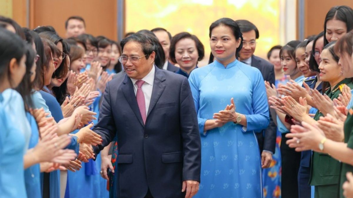 Thủ tướng: Tạo điều kiện phát huy vai trò của phụ nữ trong phát triển kinh tế -xã hội