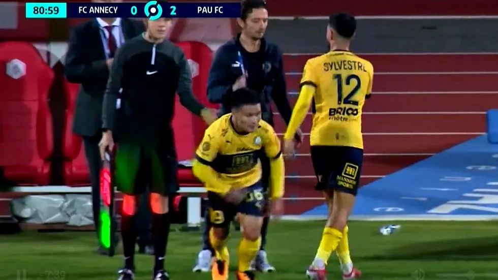 Kết quả bóng đá: Quang Hải đá 13 phút, Pau FC thắng trận thứ 3