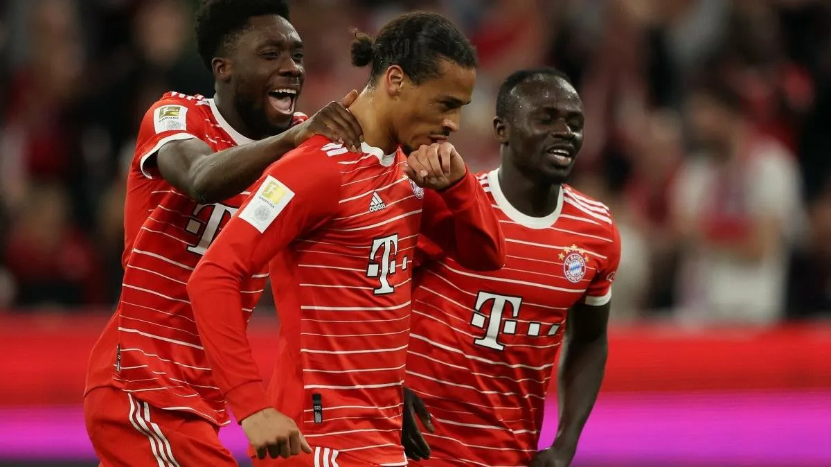 Kết quả Bundesliga: Bayern đại thắng, Dortmund thua đội đầu bảng