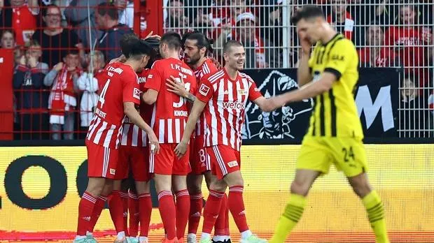 BXH Bundesliga 2022/23 sau vòng 10: “Ngựa ô” tiếp tục chiếm đỉnh BXH