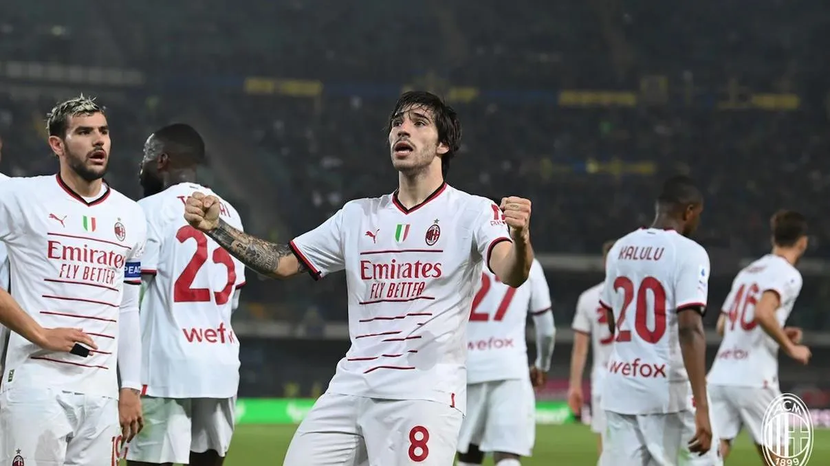 BXH Serie A 2022/23 sau vòng 10: Các ông lớn cùng thắng