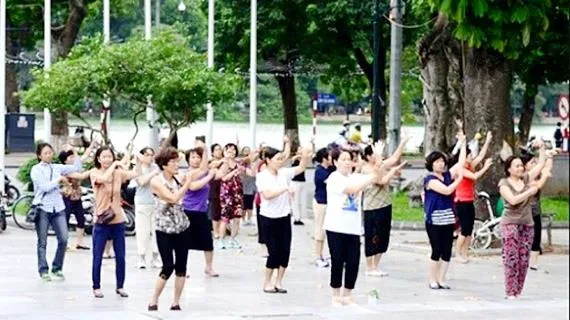 Ngày Phòng, chống loãng xương: 5 bước chăm sóc sức khỏe xương ai cũng cần lưu tâm