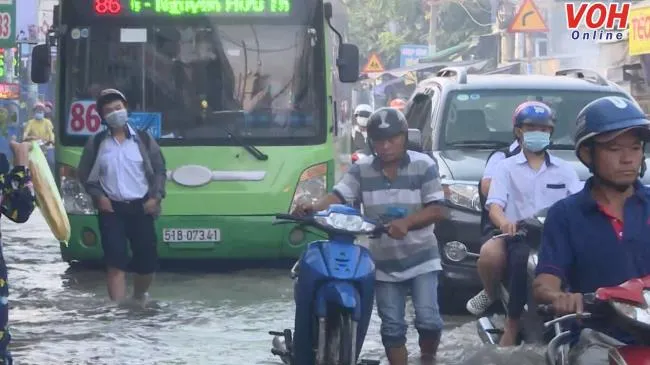 Cảnh báo nguy cơ ngập úng diện rộng tại Nam Bộ