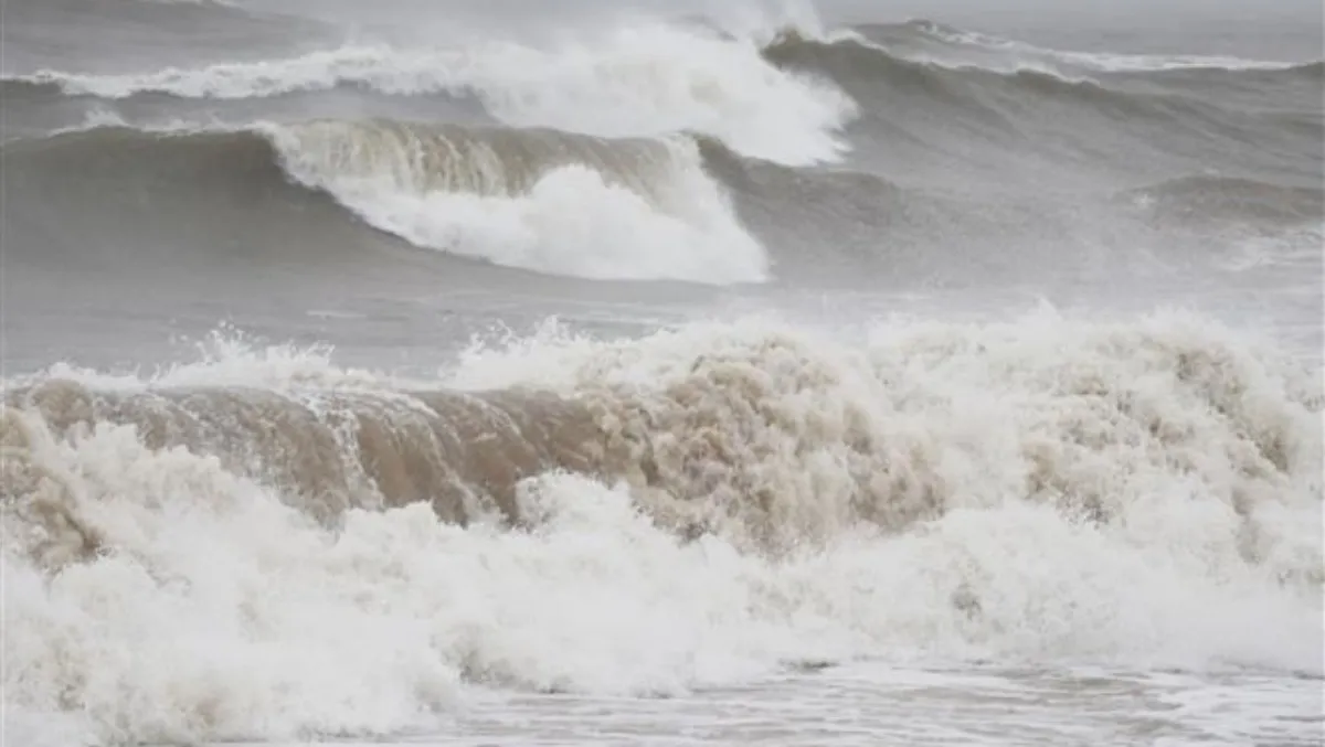 Chủ động ứng phó với áp thấp nhiệt đới trên biển Đông