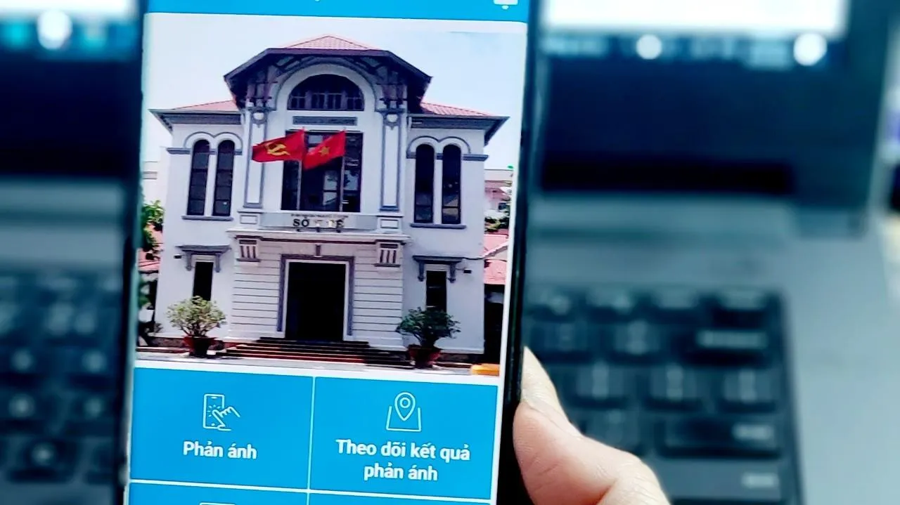 Người dân phản ánh các ổ lăng quăng sẽ được xử lý trong 48 giờ