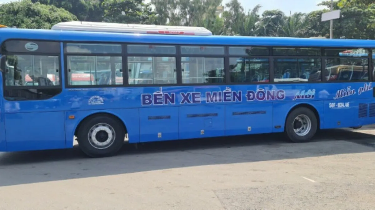 Điểm tin sáng 24/10: Bến xe Miền Đông mới có xe buýt đón khách; Trường học quận 12 lùi giờ vào học