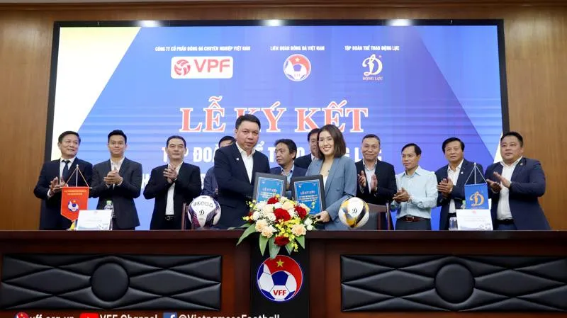 Bóng đá Việt Nam: VFF và VPF nhận gói tài trợ 90 tỷ đồng trong 4 năm