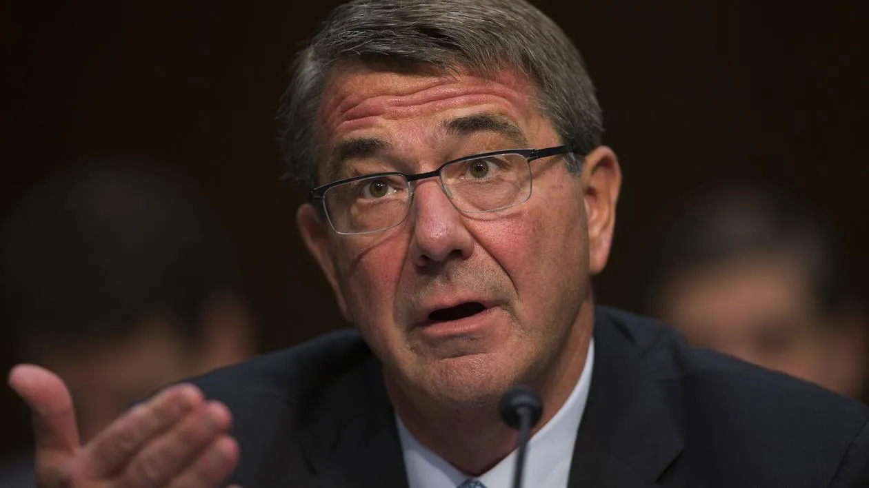 Cựu Bộ trưởng Quốc phòng Mỹ Ashton Carter qua đời