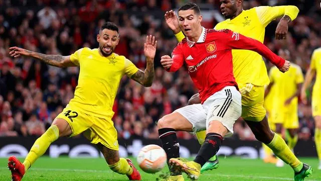 Kết quả Europa League: MU đại thắng, Arsenal thua trên sân PSV